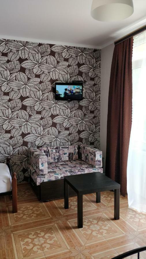 Tikhaya Gavan Guest House 가그라 외부 사진