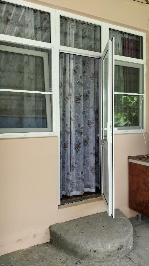 Tikhaya Gavan Guest House 가그라 외부 사진